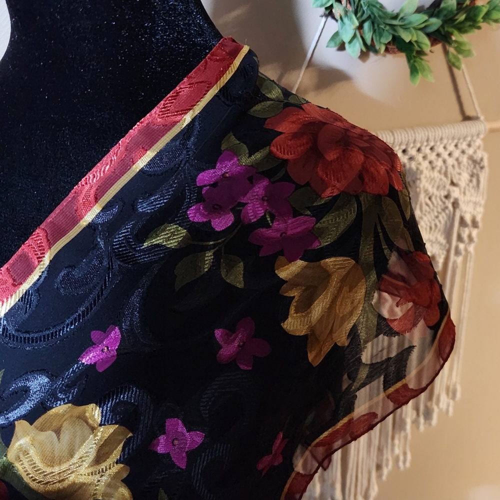 Vintage Liz Claiborne First Issue Sheer Floral Scarf - Picture 4 of 6